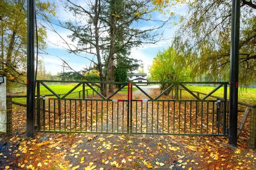 25450 Robertson Cres, Aldergrove, BC, V4W1W9 | Card Image