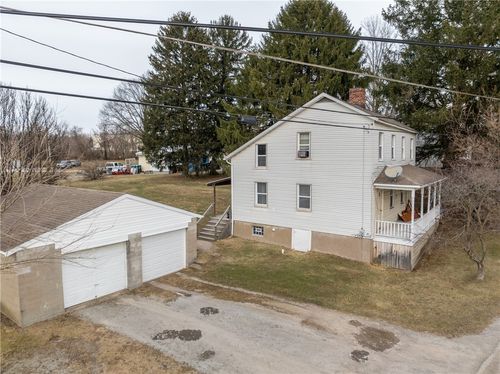 105 Pandora Rd, Loyalhanna, PA, 15661-9704 | Card Image