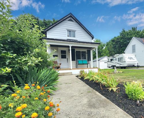 19 Hill St, Brockville, ON, K6V2N2 | Card Image