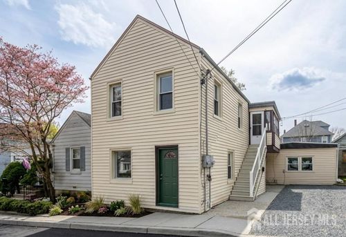 2-29 Smith St, Sayreville, NJ, 08872-1574 | Card Image