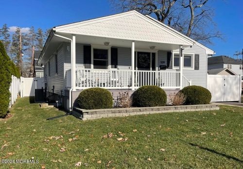 509 Laurel Ave, Allenhurst, NJ, 07711-1417 | Card Image