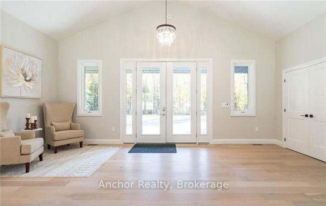 1250 Old Parry Sound Rd, House other with 3 bedrooms, 3 bathrooms and 25 parking in Utterson ON | Image 12