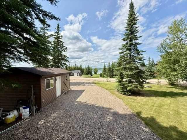 Land in Lac Des Iles