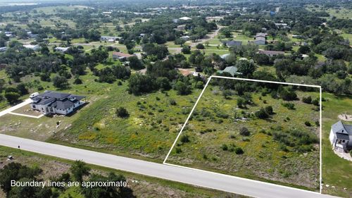 237 Spicewood Trails Dr, Spicewood, TX, 78669-2199 | Card Image