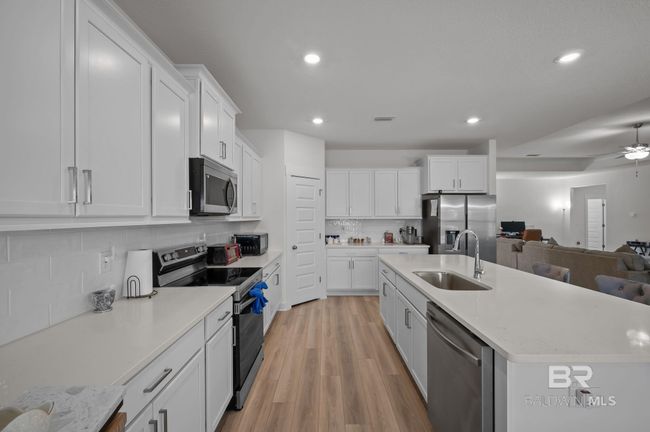 Kitchen | Image 13