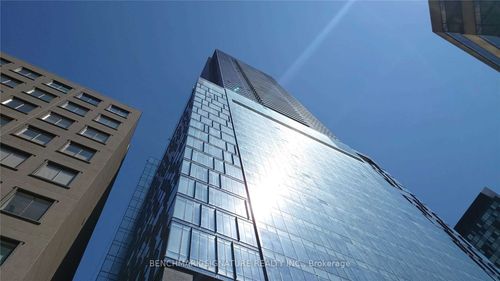 2805-488 University Ave, Toronto, ON, M5G0C1 | Card Image