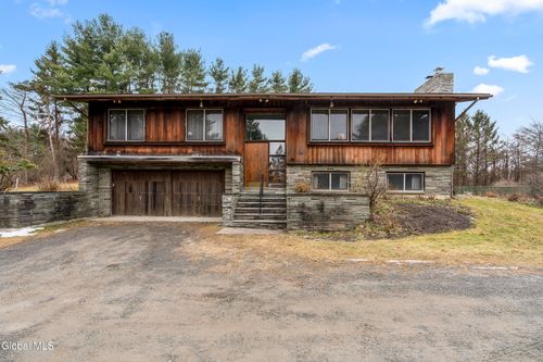 273 Upper Mannix Rd, East Greenbush, NY, 12061-4123 | Card Image