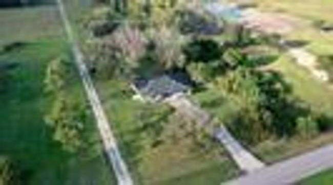 3889 County Road 155, House other with 3 bedrooms, 2 bathrooms and 2 parking in Alvin TX | Image 4