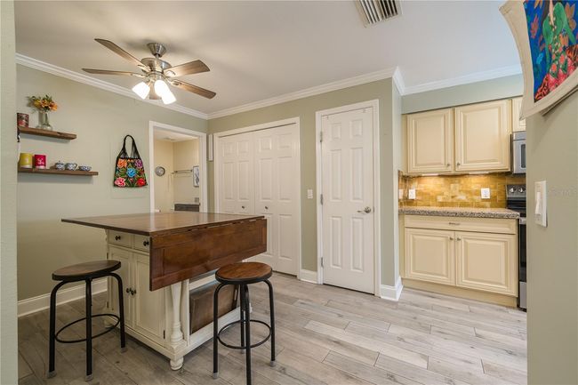 17544 Fairmeadow Dr, Townhouse with 3 bedrooms, 2 bathrooms and null parking in Tampa FL | Image 16