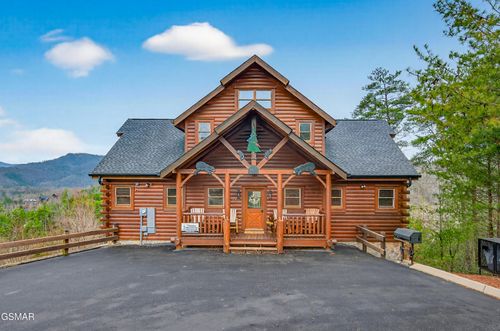 2018 Delta Dawn Dr, Sevierville, TN, 37862 | Card Image