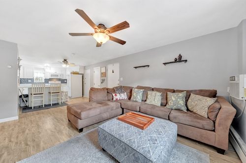 apt-01-29 Arlington Rd, Woburn, MA, 01801-4958 | Card Image