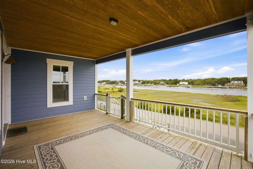 184 Sailfish Dr, Holden Beach, NC, 28462-1823 | Card Image