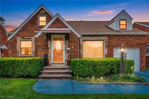 28110 Lake Shore Blvd, Euclid, OH, 44132-1338 | Card Image