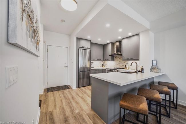 551 Maple Ave, House attached with 1 bedrooms, 1 bathrooms and 1 parking in Burlington ON | Image 10