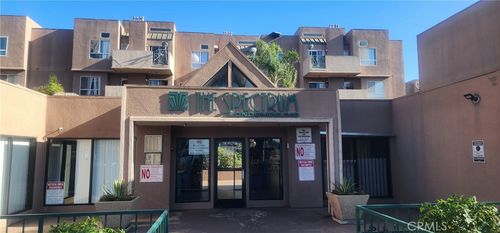 apt-240-450 E 4th St, Santa Ana, CA, 92701-4731 | Card Image