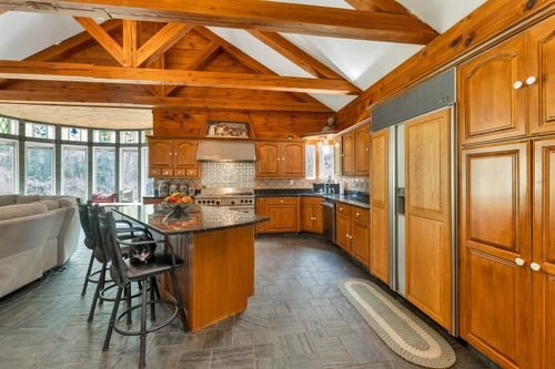 65 Green Mountain Rd, Effingham, NH, 03882-8304 | Card Image