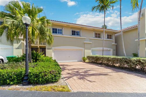 12-3023 Ne Quayside Ln, Miami, FL, 33138-2258 | Card Image