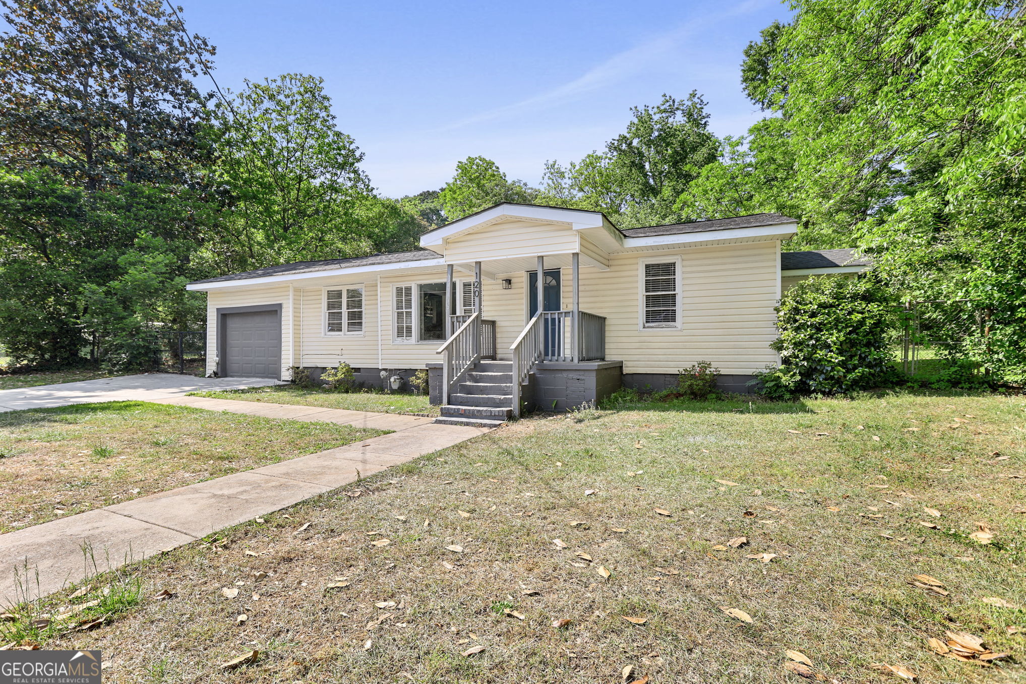 Residential in Lagrange 4