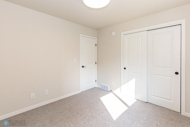 Photos of Previous Model | Image 27