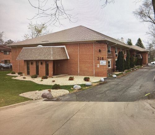 apt-3-318 W Naperville Rd, Westmont, IL, 60559-1467 | Card Image