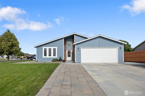 1897 Palo Verde St, Moses Lake, WA, 98837-5312 | Card Image