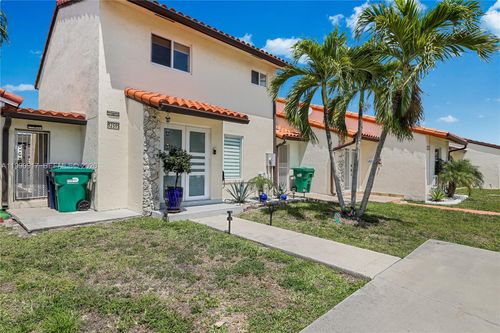 12511 Sw 12th Ln, Miami, FL, 33184 | Card Image