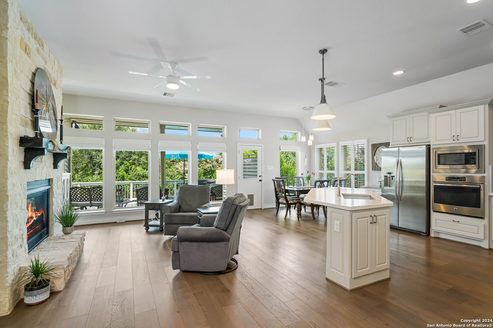 Cimarron Crk, Boerne, TX 78006
