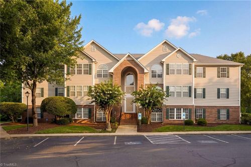 531 Scholastic Ct, Winston Salem, NC, 27106-5097 | Card Image