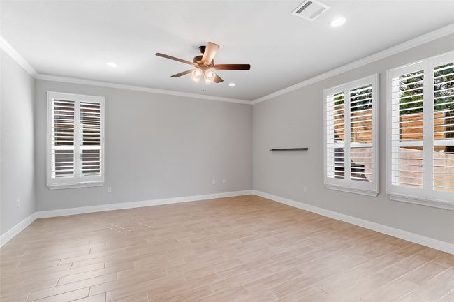 20104 Byrd Ave, House other with 5 bedrooms, 3 bathrooms and 9 parking in Lago Vista TX | Image 5