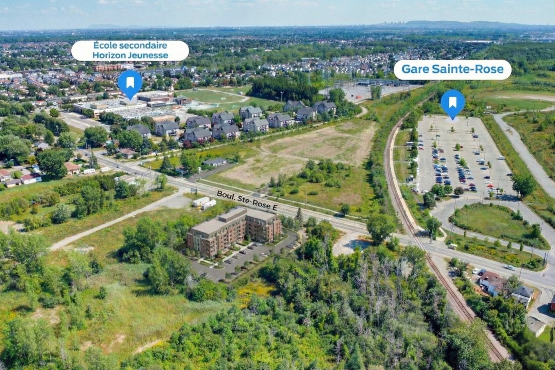 Land in Laval (Auteuil)