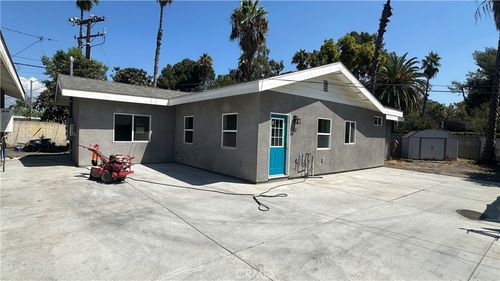 115 Owens Ln, Pomona, CA, 91766-5828 | Card Image
