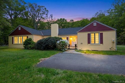 5 Primrose Street, Somers, NY, 10536 | Card Image