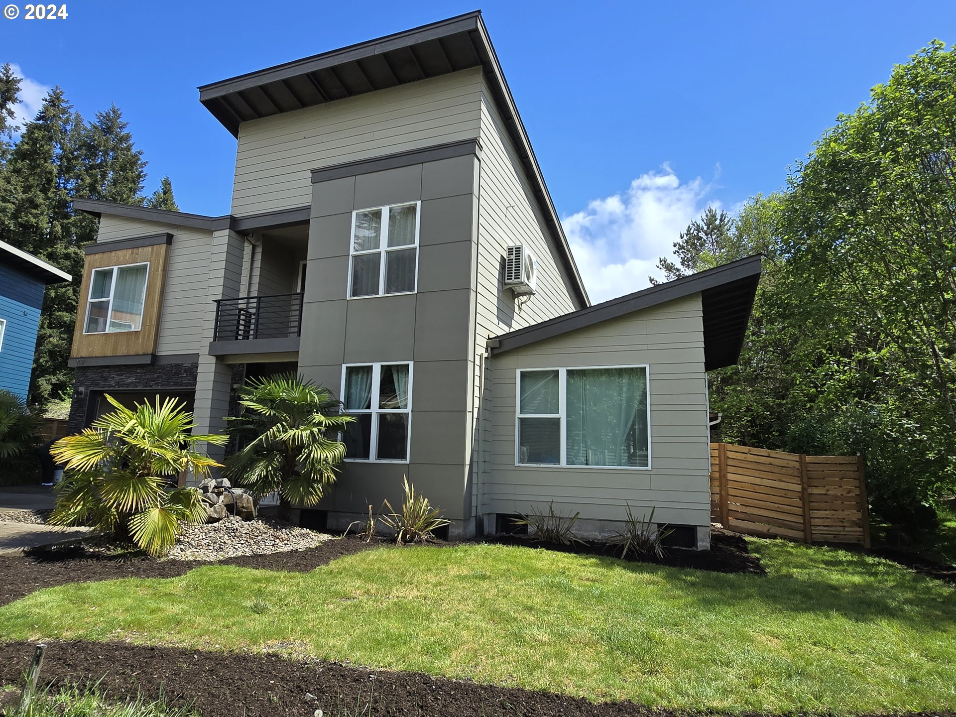 Quail Gardens Pl, Hillsboro, OR 97124
