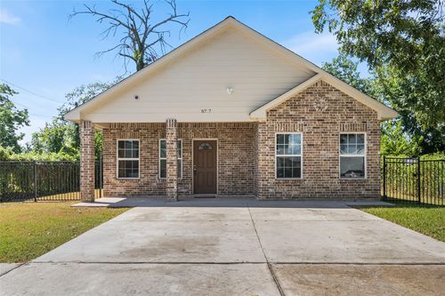 8717 Peachtree St, Houston, TX, 77016-5813 | Card Image