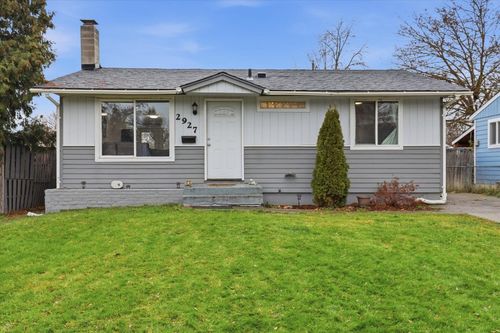 2927 N Smith St, Spokane, WA, 99207-5686 | Card Image