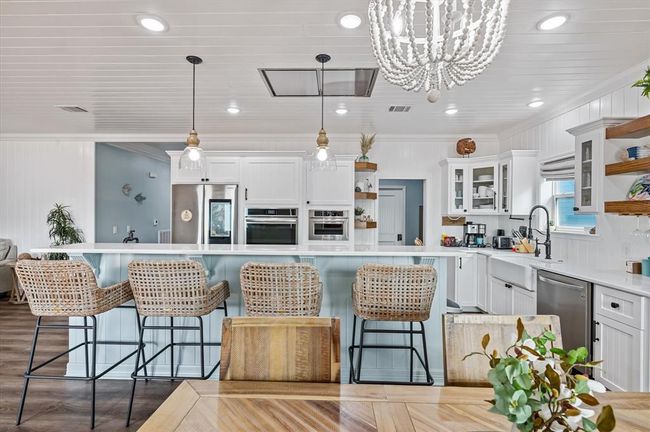 1981 Avenue I, House other with 4 bedrooms, 2 bathrooms and null parking in Crystal Beach TX | Image 11