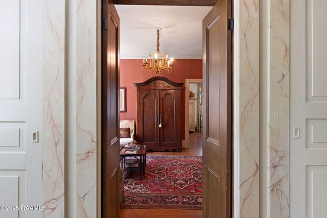 27-web-or-mls-331 E Carriere St-31 | Image 27