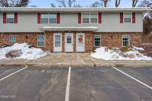 apt-6-25A Pine Ln, Albany, NY, 12203-4442 | Card Image