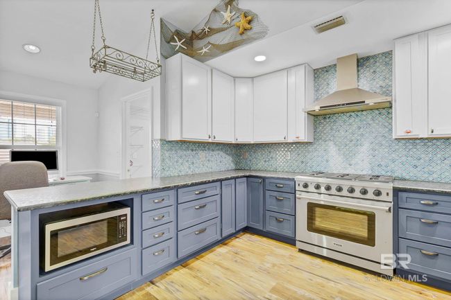 Kitchen | Image 24
