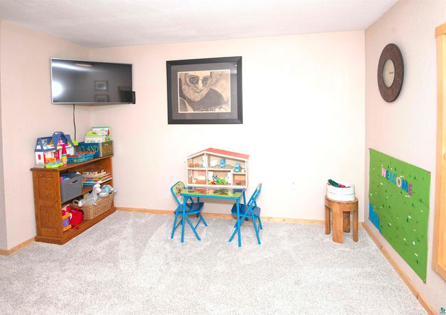 206 N Broadway Ave, House other with 2 bedrooms, 2 bathrooms and null parking in Grand Marais MN | Image 19