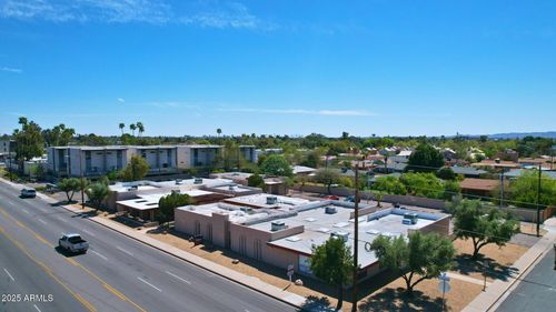 j-2701 E Thomas Rd, Phoenix, AZ, 85016-8218 | Card Image