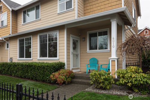 4010 Ne 3rd Ct, Renton, WA, 98056-8504 | Card Image