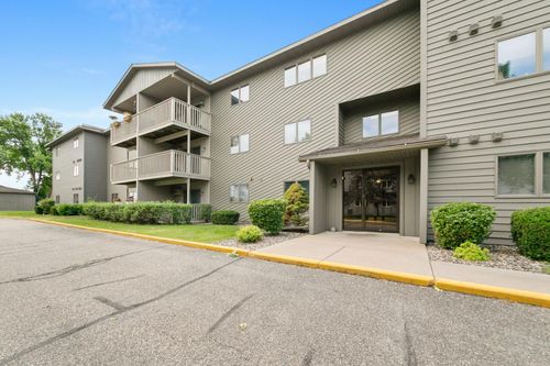 203-930 Lyn Way, Hastings, MN, 55033-3700 | Card Image