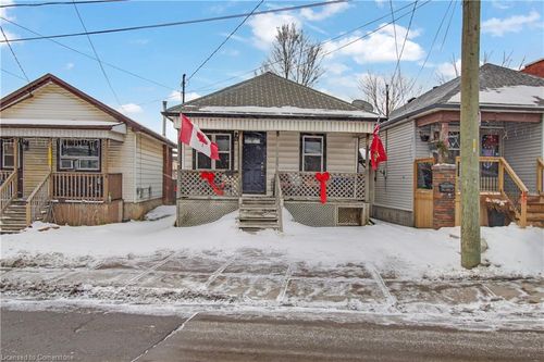 182 Beach Rd, Hamilton, ON, L8L4A7 | Card Image