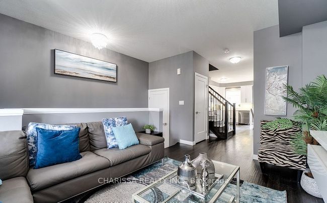 61 Farley Lane, House attached with 3 bedrooms, 3 bathrooms and 1 parking in Ancaster ON | Image 4
