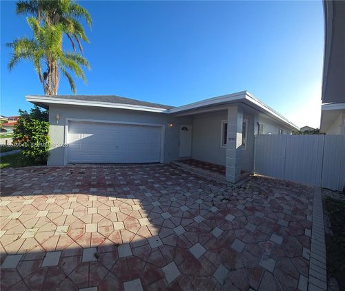 14236 Sw 148th Ave, Miami, FL, 33196-4671 | Card Image