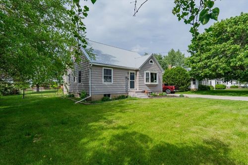 114 E State Route 116, Benson, IL, 61516-9696 | Card Image