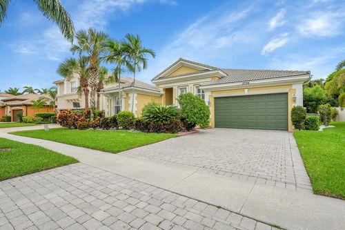2704 Cooper Way, Wellington, FL, 33414-3414 | Card Image