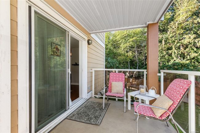 210 - 4701 Uplands Dr, Condo with 2 bedrooms, 1 bathrooms and 1 parking in Nanaimo BC | Image 5
