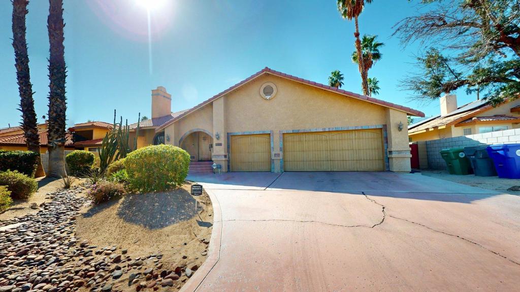 Residential Lease in Cathedral City 3